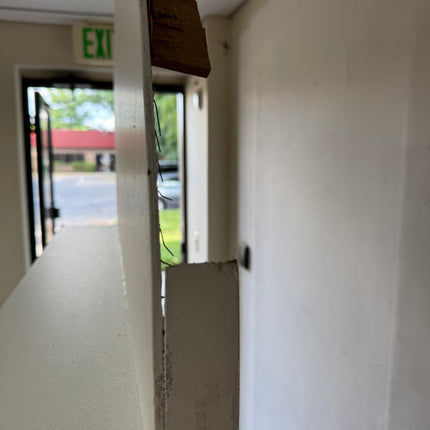 Arch favor wall