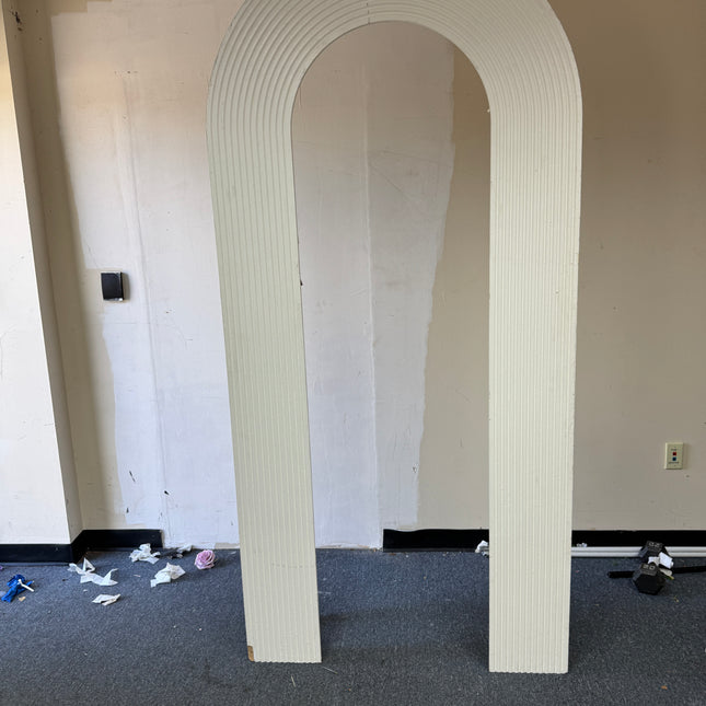 7ft wood open rippled arch