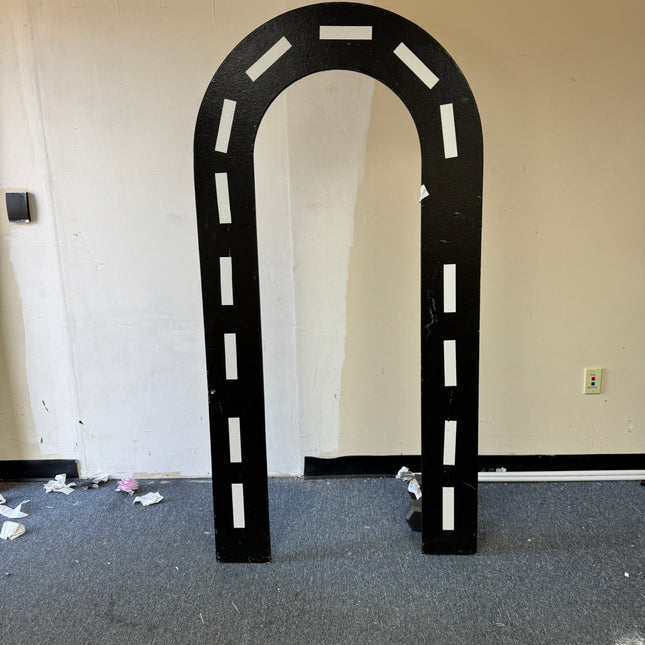 5.5ft wood open arch